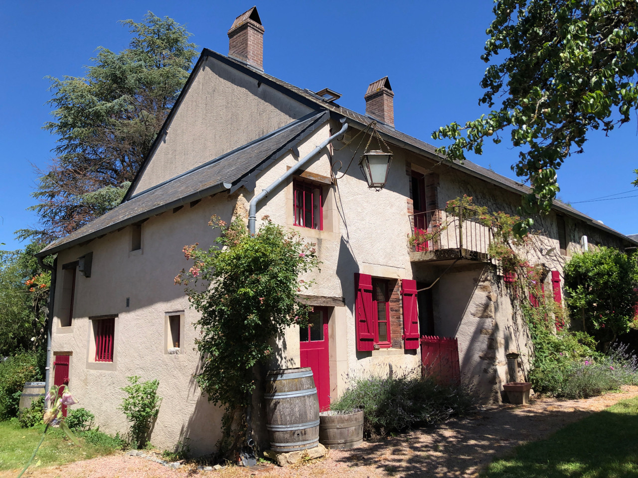 Logement GreenGo: Grande maison familiale, rustique et charmante au coeur du Morvan