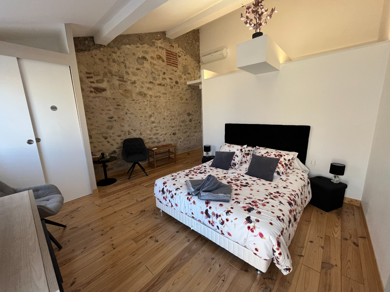 orderedImageAlt_accommodation_default