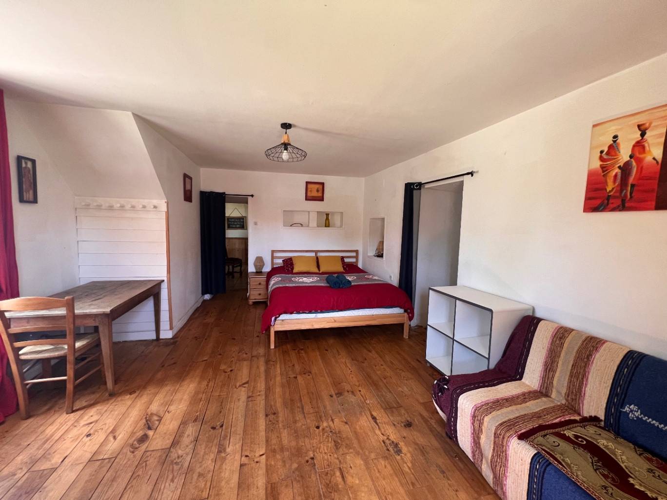 Logement GreenGo: Chambre rez de chaussée avec salle de bain et toilettes