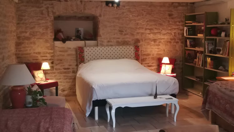 GreenGo Chambre 5p. lit Xl et 3 lits 1p sans petits-déjeuners mais avec un plateau de courtoisie