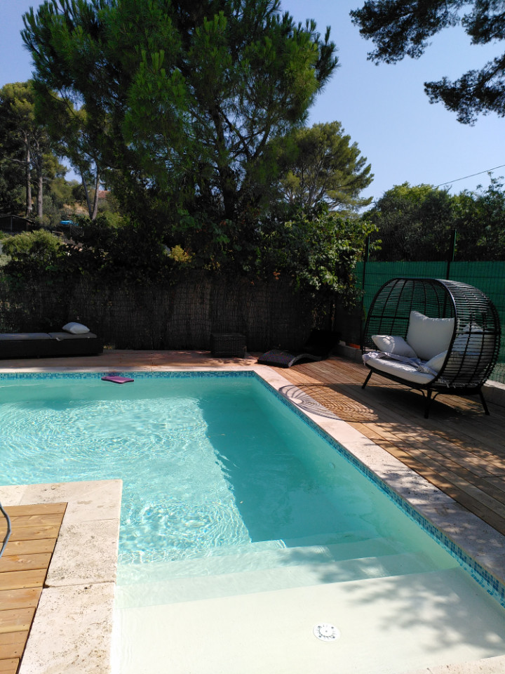 Bienvenue au Revest