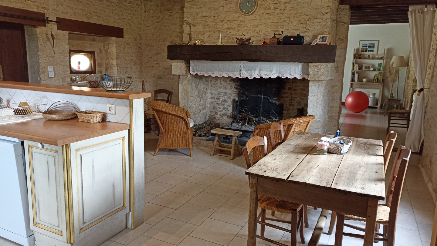 Location Dordogne En forêt