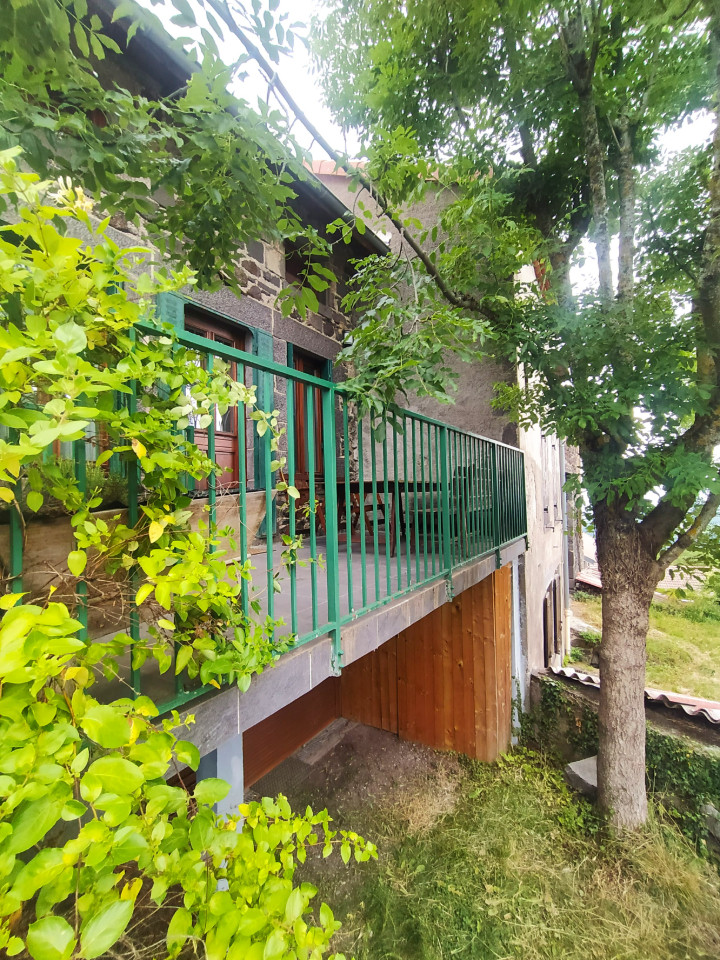 Maison familiale au coeur de la chaine des puy