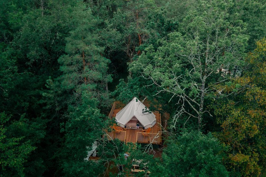 Logement GreenGo: Un tipi dans les bois
