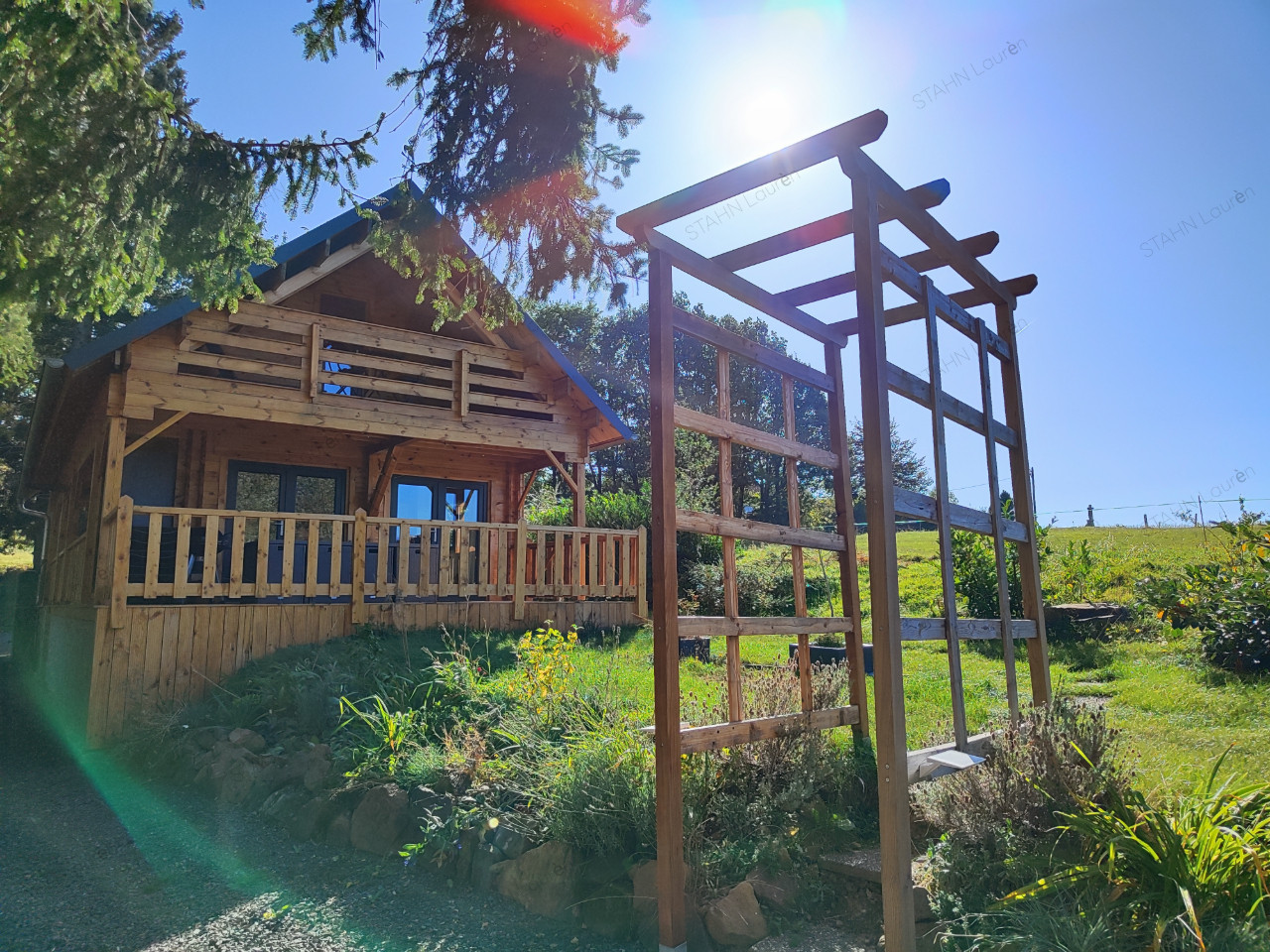 Le Chalet Aura & jacuzzi by les Chalets d'Emilie