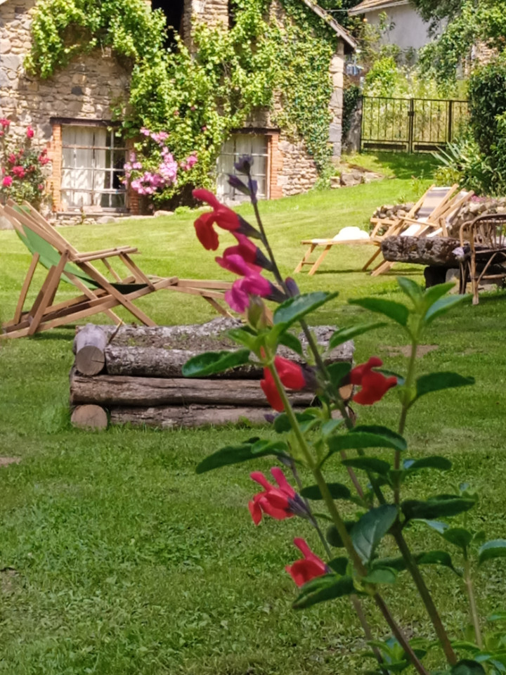 GreenGo Gîte Auvergne-Rhône-Alpes À la campagne