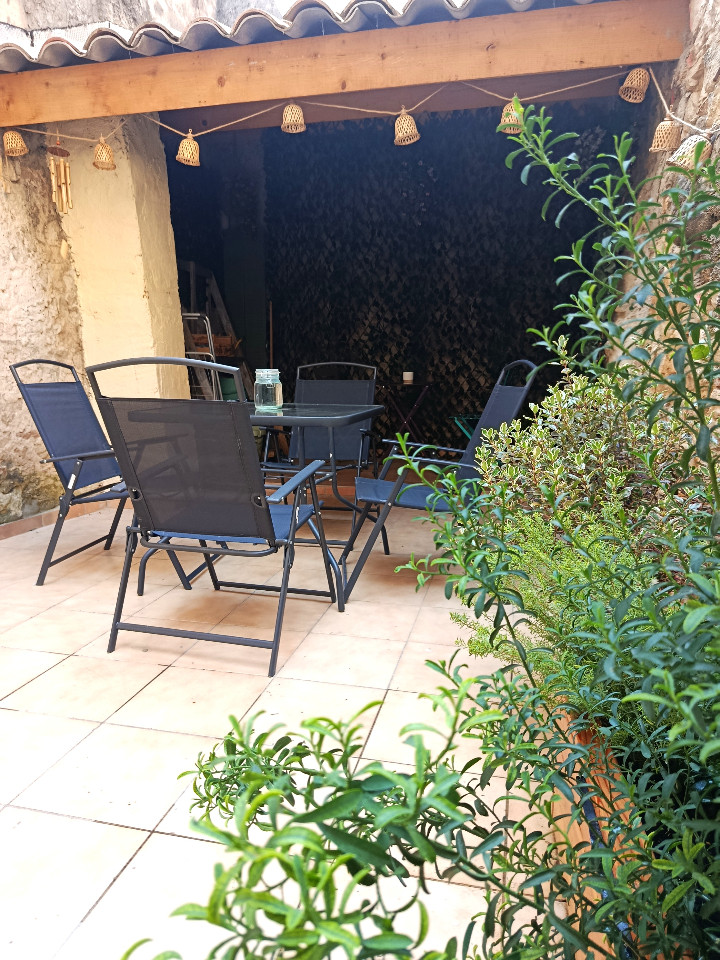 GreenGo Appartement dans le centre historique d'Orange avec terrasse privée