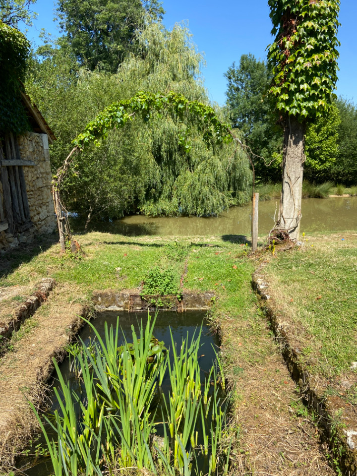 Logement insolite Dordogne À la campagne