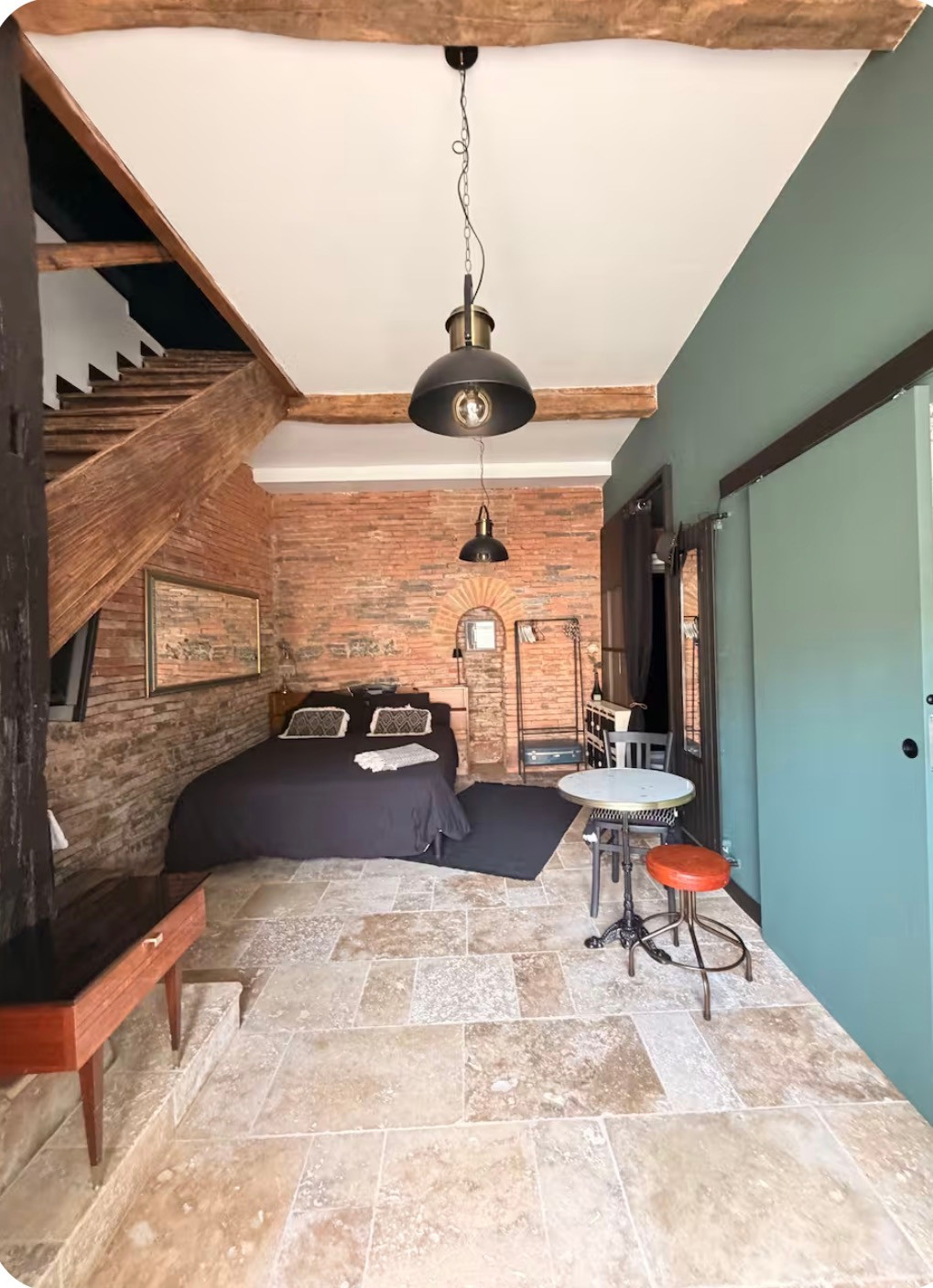 Studio de charme indépendant