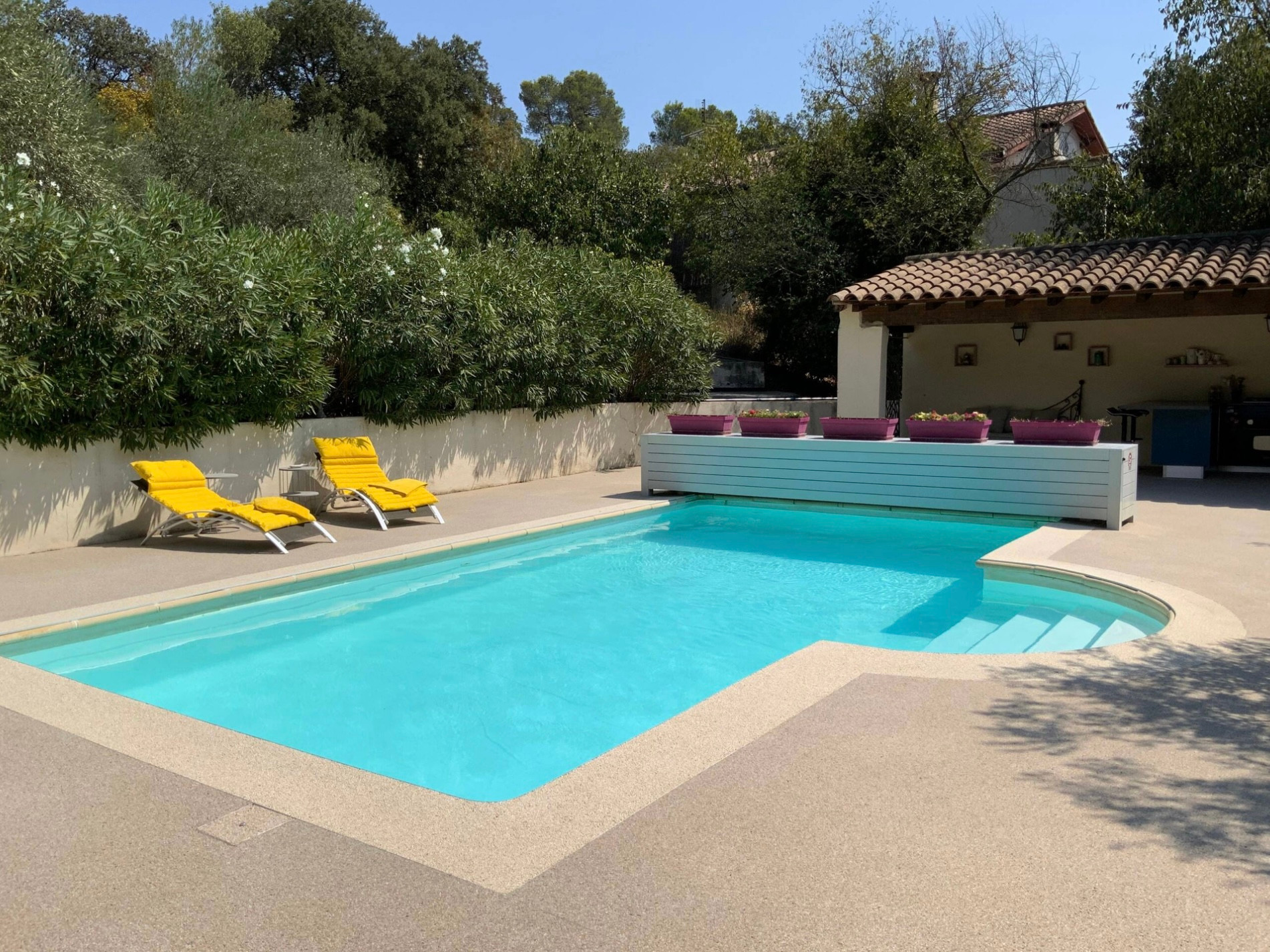 Mazet au calme avec piscine privée