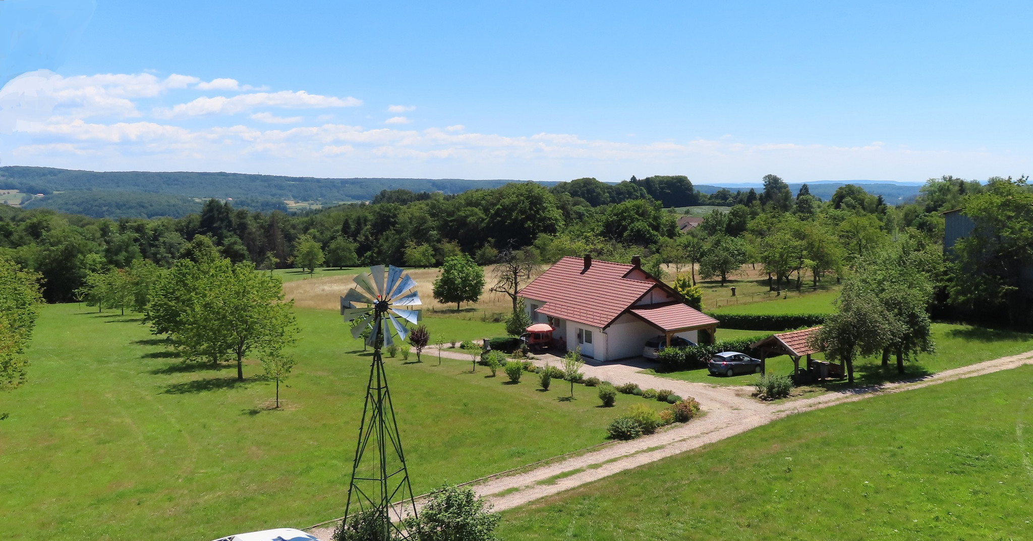 Hôte GreenGo: Le Gîte de Beaumont, Vosges du Sud. Maison 4* à la campagne. Plain pied 94 m2 + salle jeux 65 m2