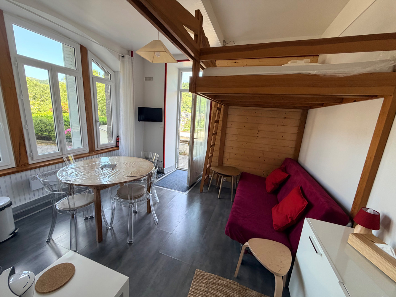 Appart. T2 Rdc - Terrasse - Place de parking privative - Remise 15% curistes -