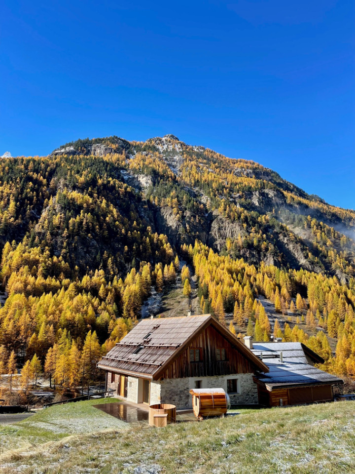  Hautes-Alpes Gîte de groupe