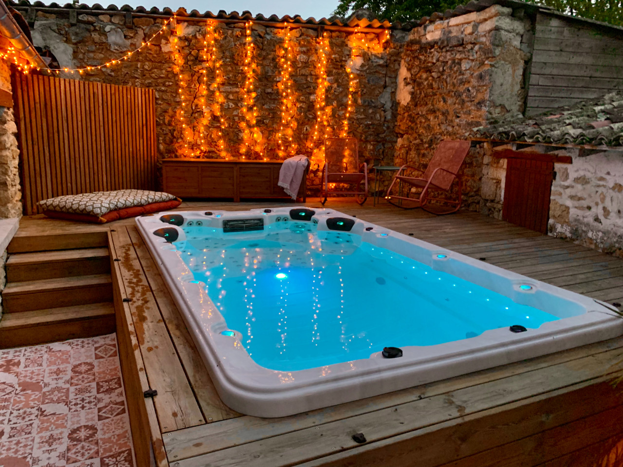 Hôte GreenGo: Maison Jolireve - Grange de charme spa de nage 10 pers 35min Futuroscope