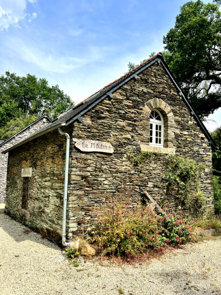Moulin en bord de riviière