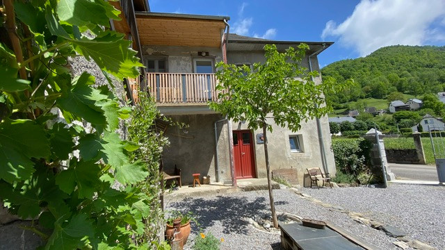 GreenGo Maison de famille Salanave 10/16 couchages Spa et jardin