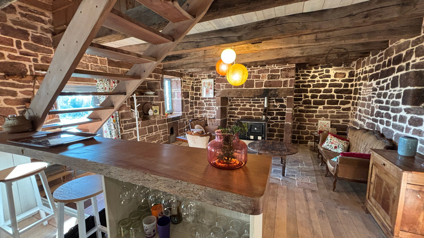 GreenGo Gîte à Noailhac au cœur des plus Beaux Villages de Corrèze