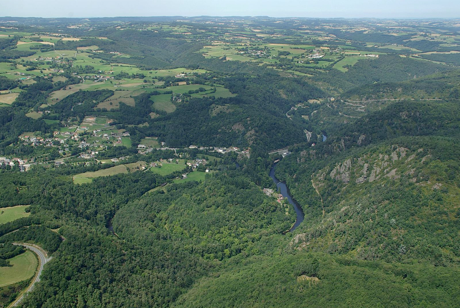Location Puy-de-Dôme Gîte de groupe