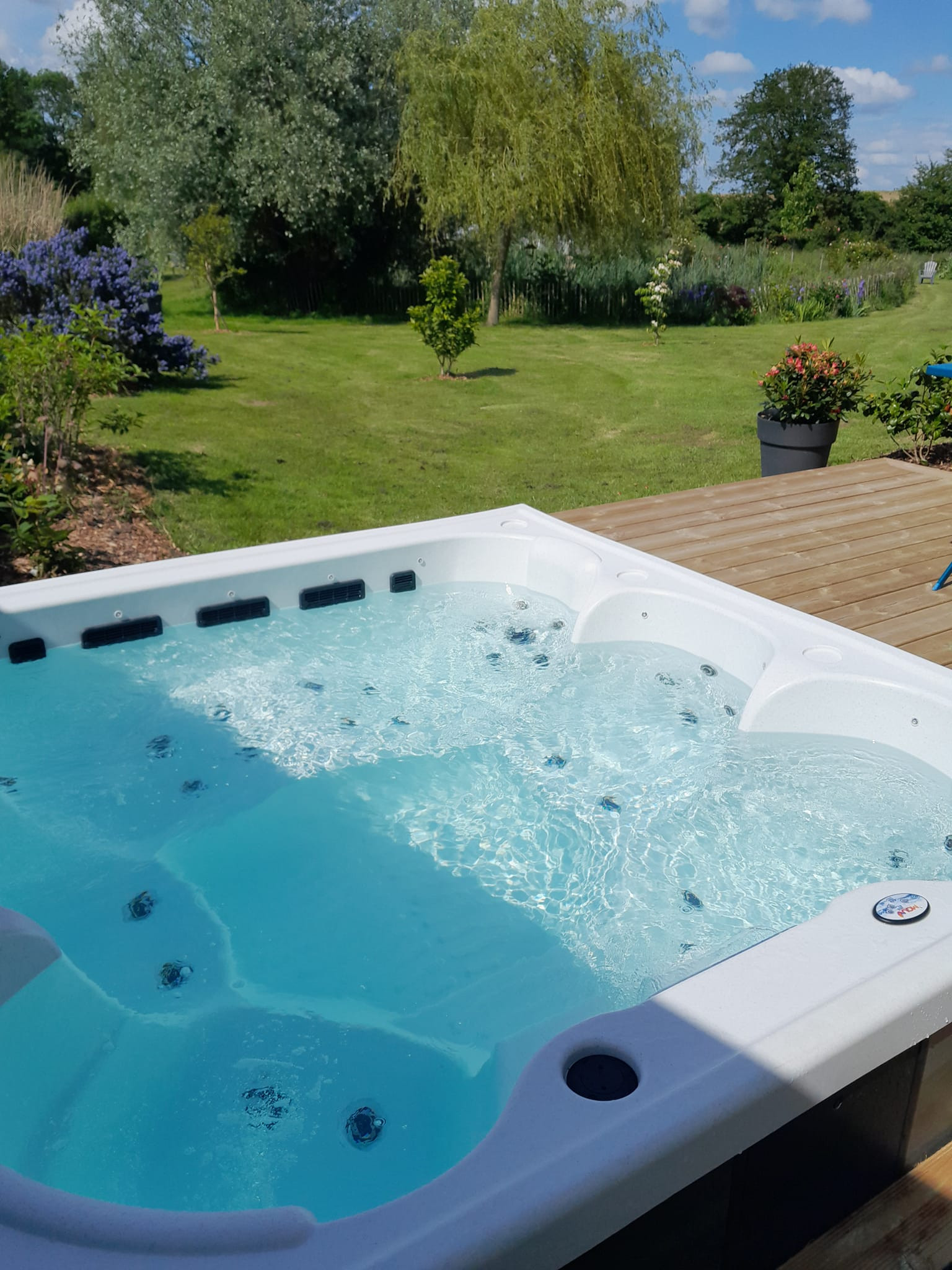 GreenGo Le Petit Gîte dans notre Jardin - Jacuzzi et Sauna privés