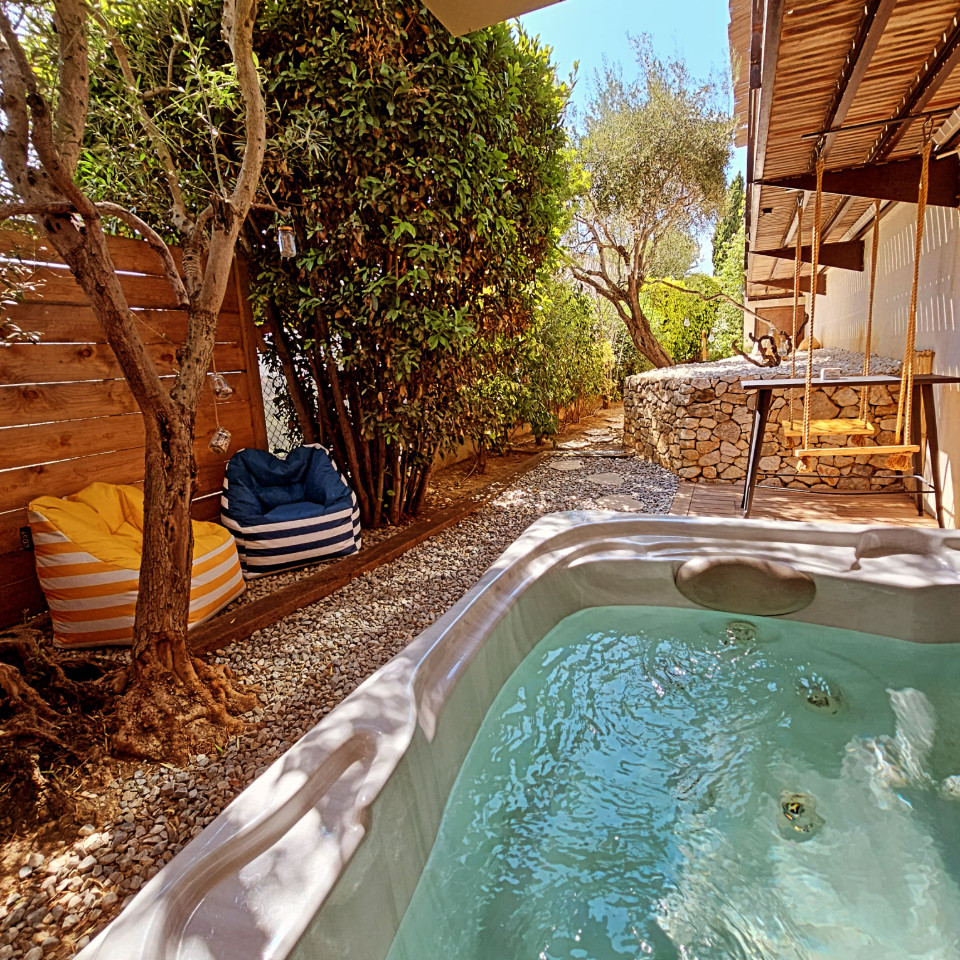 Chambre d'hôte Cigale avec jacuzzi privé