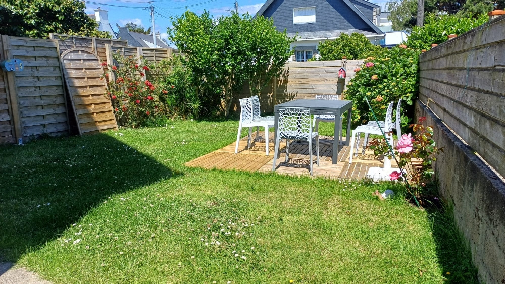 A Larmor-Plage, au calme, appartement T4 indépendant avec jardin privatif à 5 mn à pied de la mer