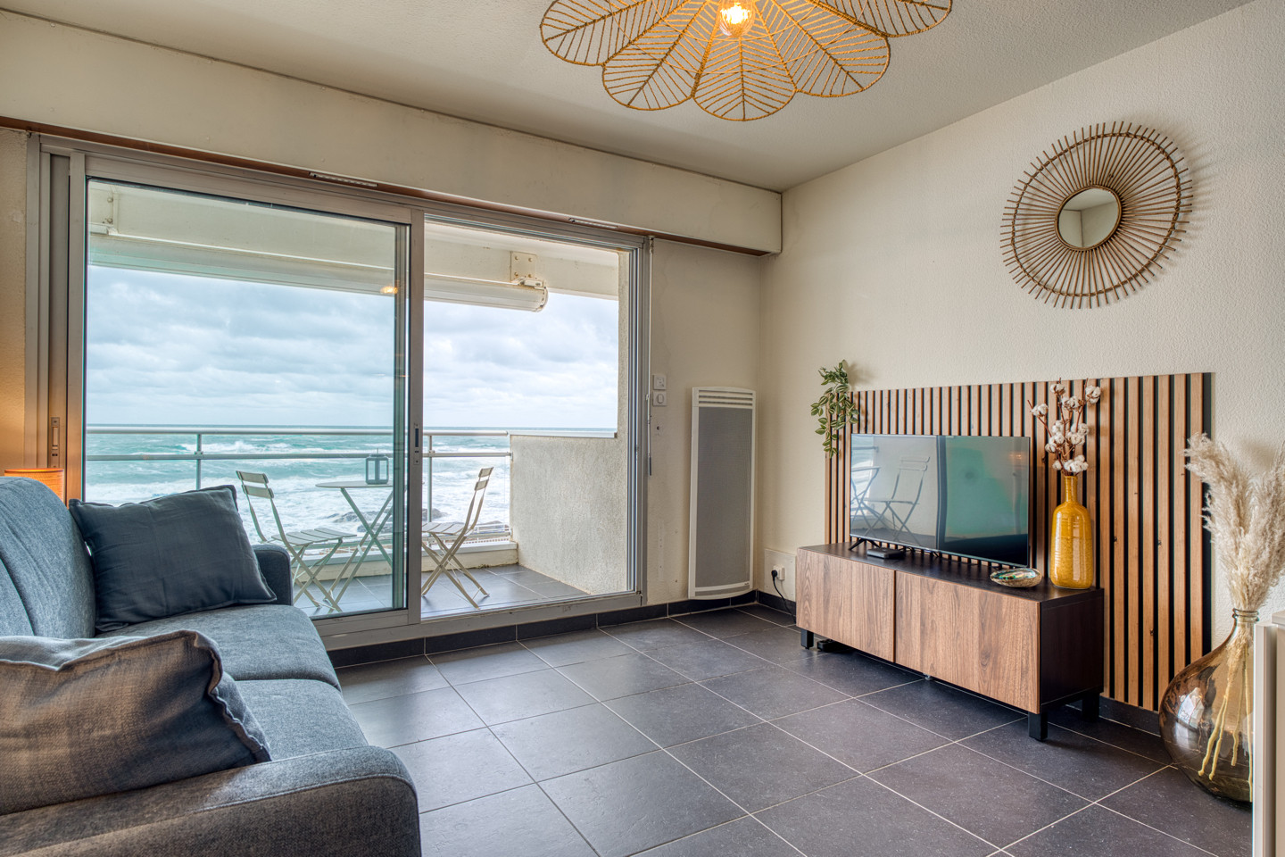 GreenGo Premium Ocean View Studio, Balcony & Pool