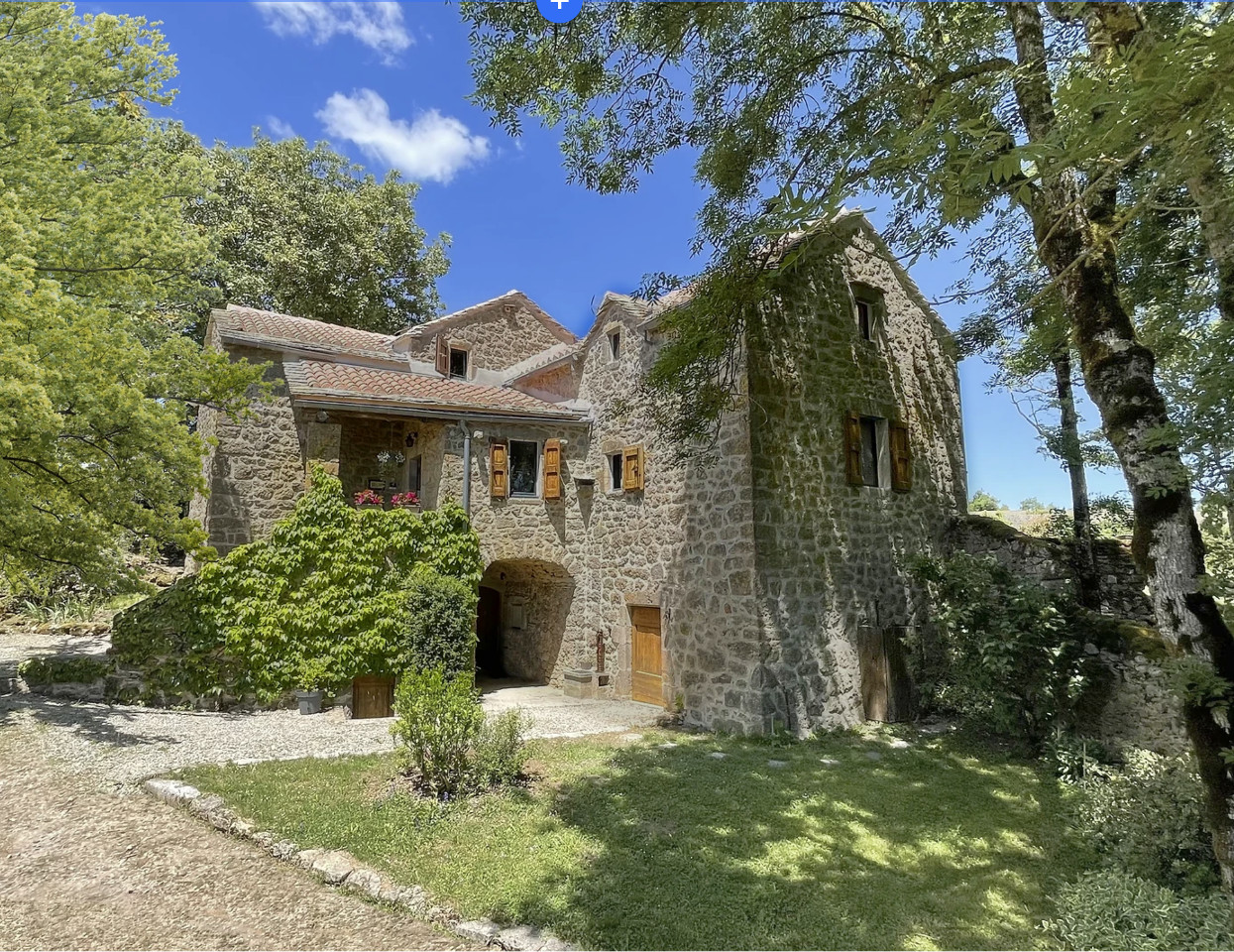 Maison de caractère 4**** au cœur du Larzac Pays des Templiers