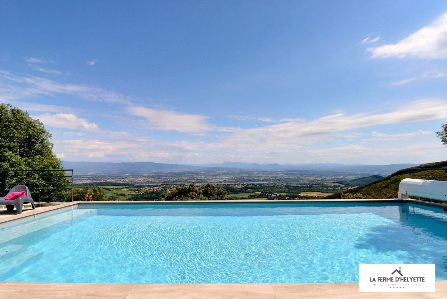 Location Ardèche Gîte de groupe
