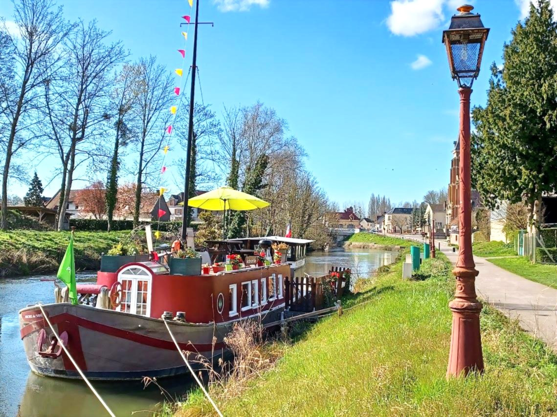 Hôte GreenGo: La Péniche de l'Arche de Noé