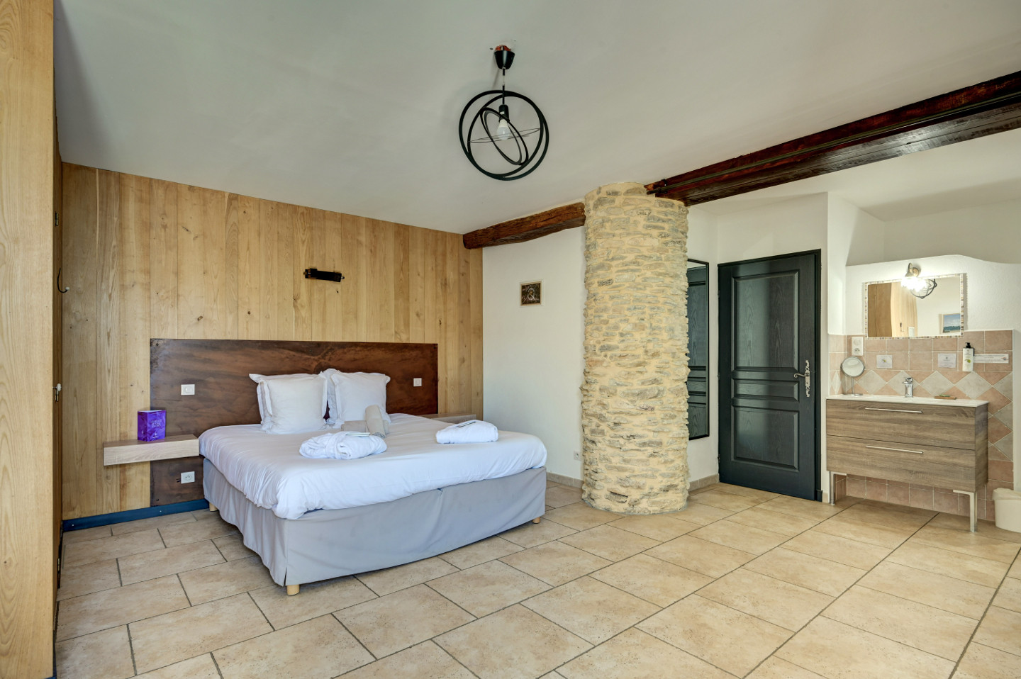 orderedImageAlt_accommodation_default