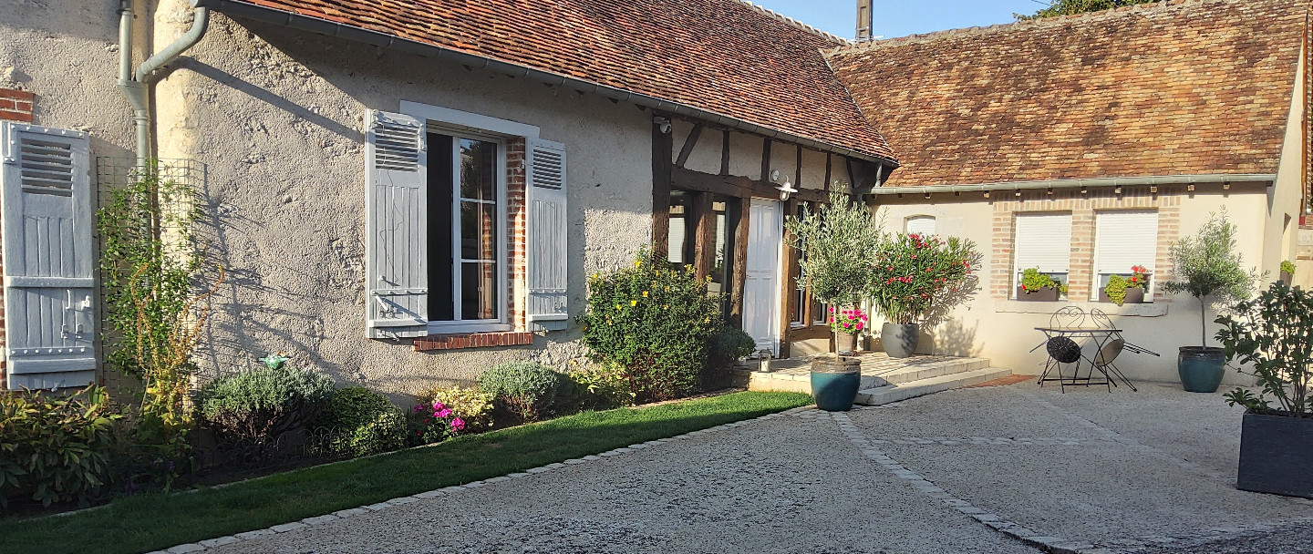 Agréables chambres d'hôtes dans maison Xviiie