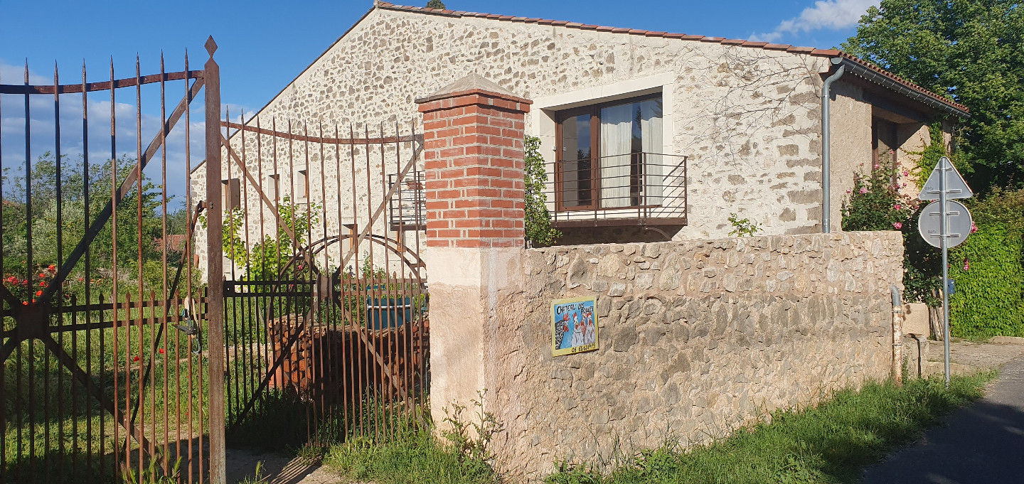 Hôte GreenGo: Château les Poules - appartement avec terrasse et jardin