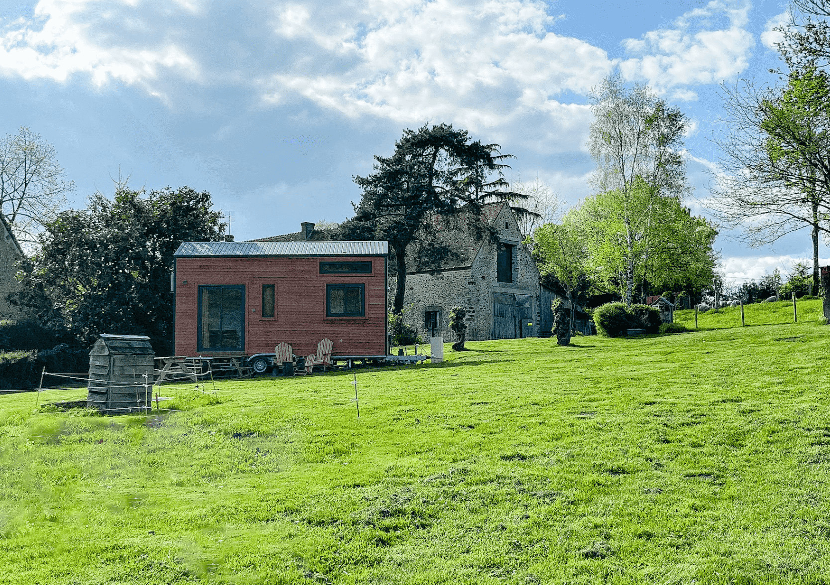 Tiny House dans le Perche et chèvres angoras