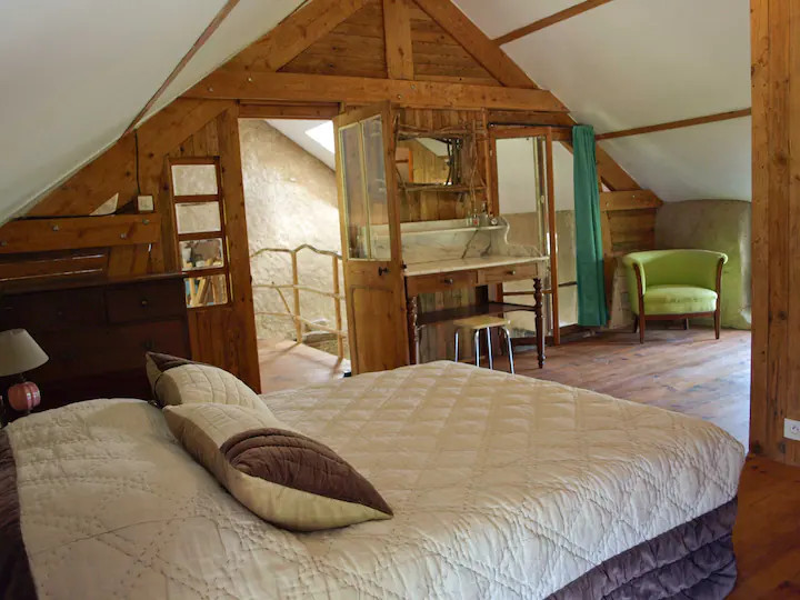 orderedImageAlt_accommodation_default