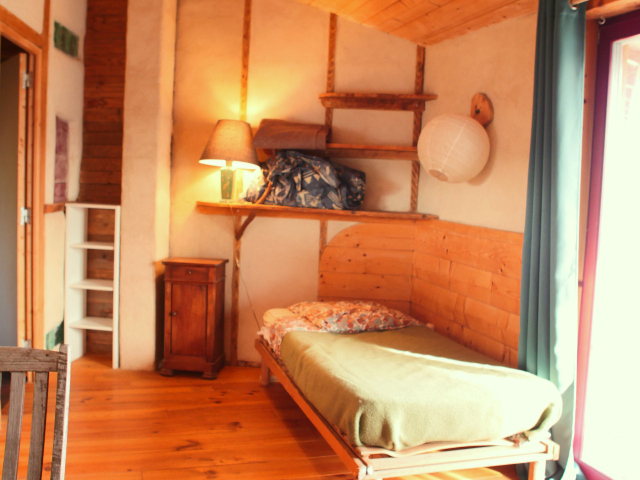 GreenGo Chambre autonome dans maison paille