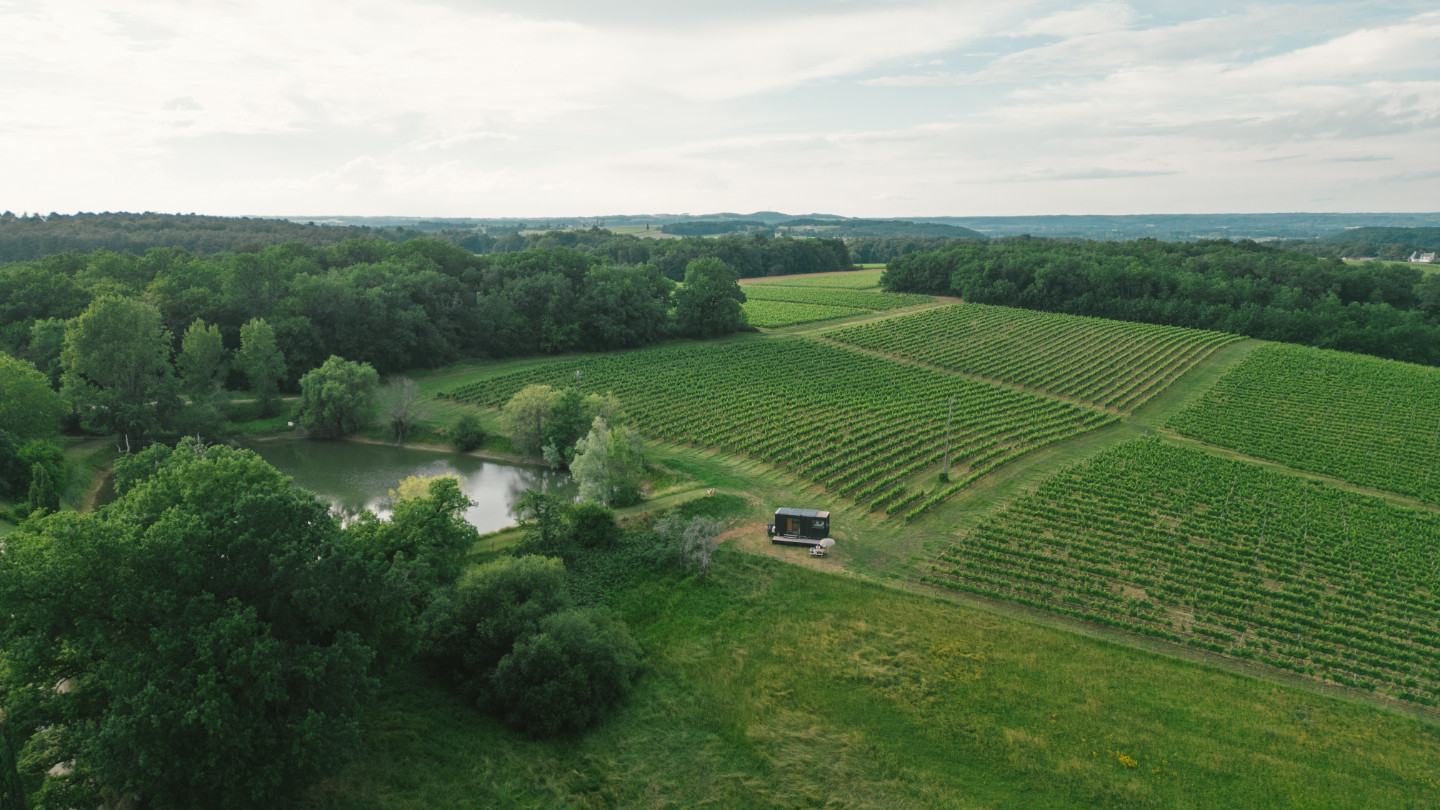 GreenGo Parcel Tiny House - vue sur les vignes proche Bordeaux