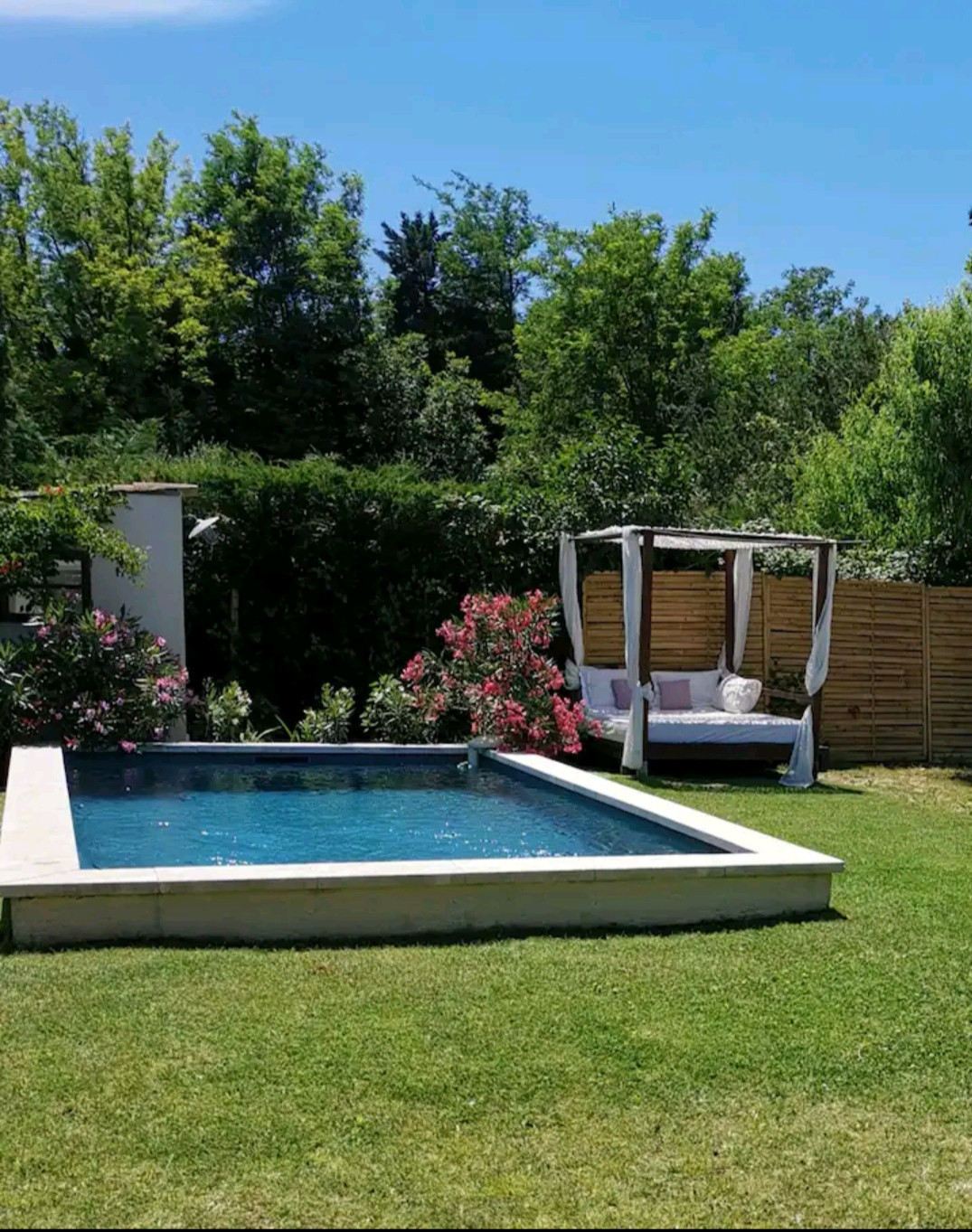 Location Vaucluse Romantique