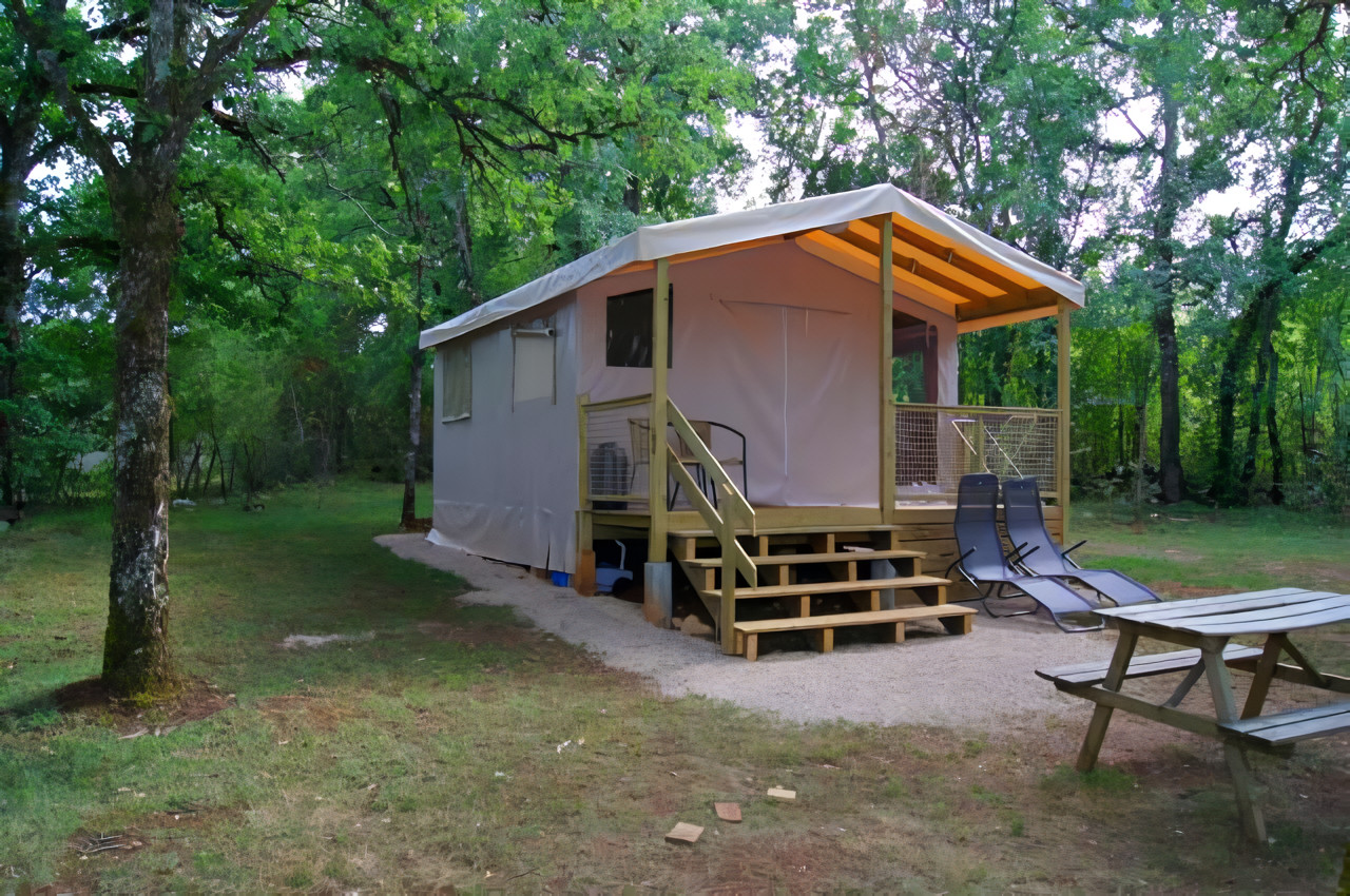 orderedImageAlt_accommodation_default