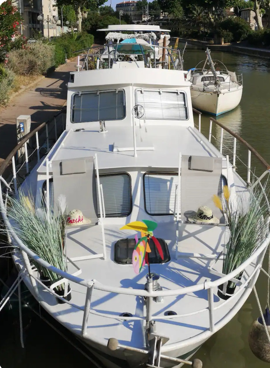 Bateau Fellowsip