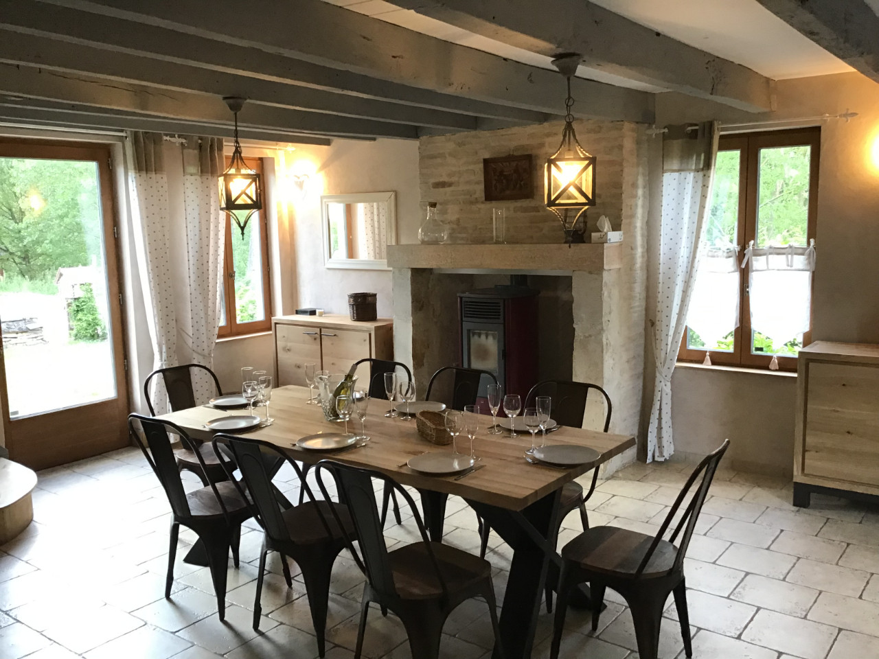 Logement GreenGo: La Longère de Varennes - Nature, piscine & Spa