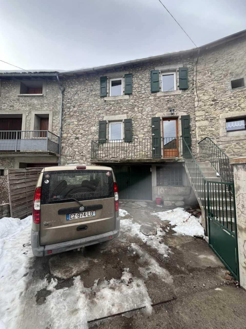 Maison de village familiale