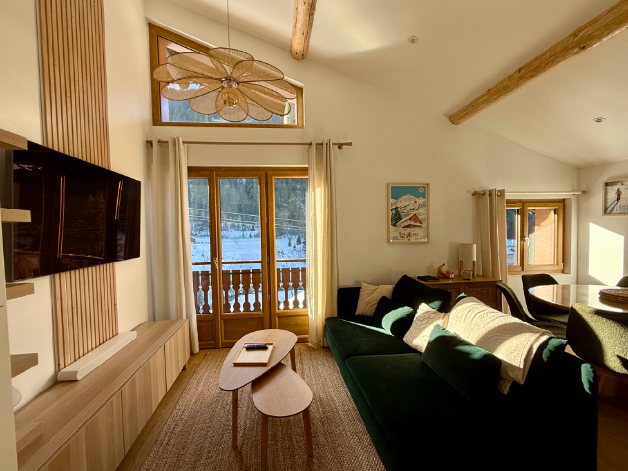 Les Chevreuils 6 - Châtel - Vue 180° sur la montagne