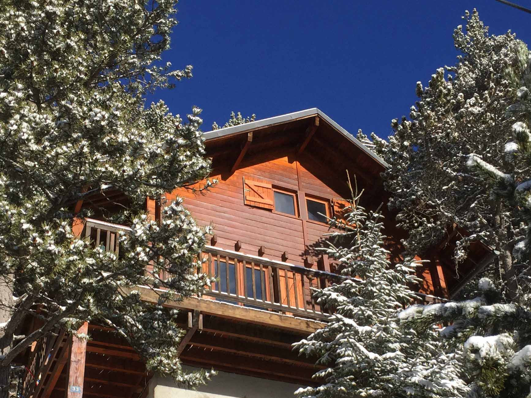 Chalet Vue sous Cet Angles