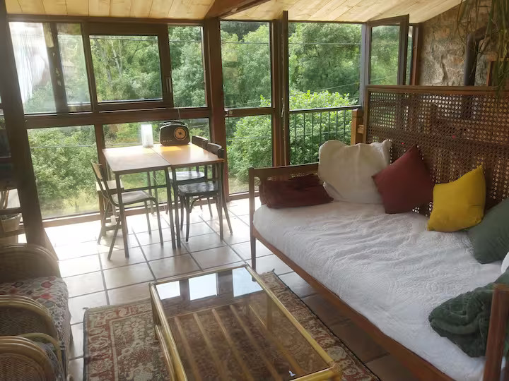 GreenGo Maison entre falaise rivière et chateau !