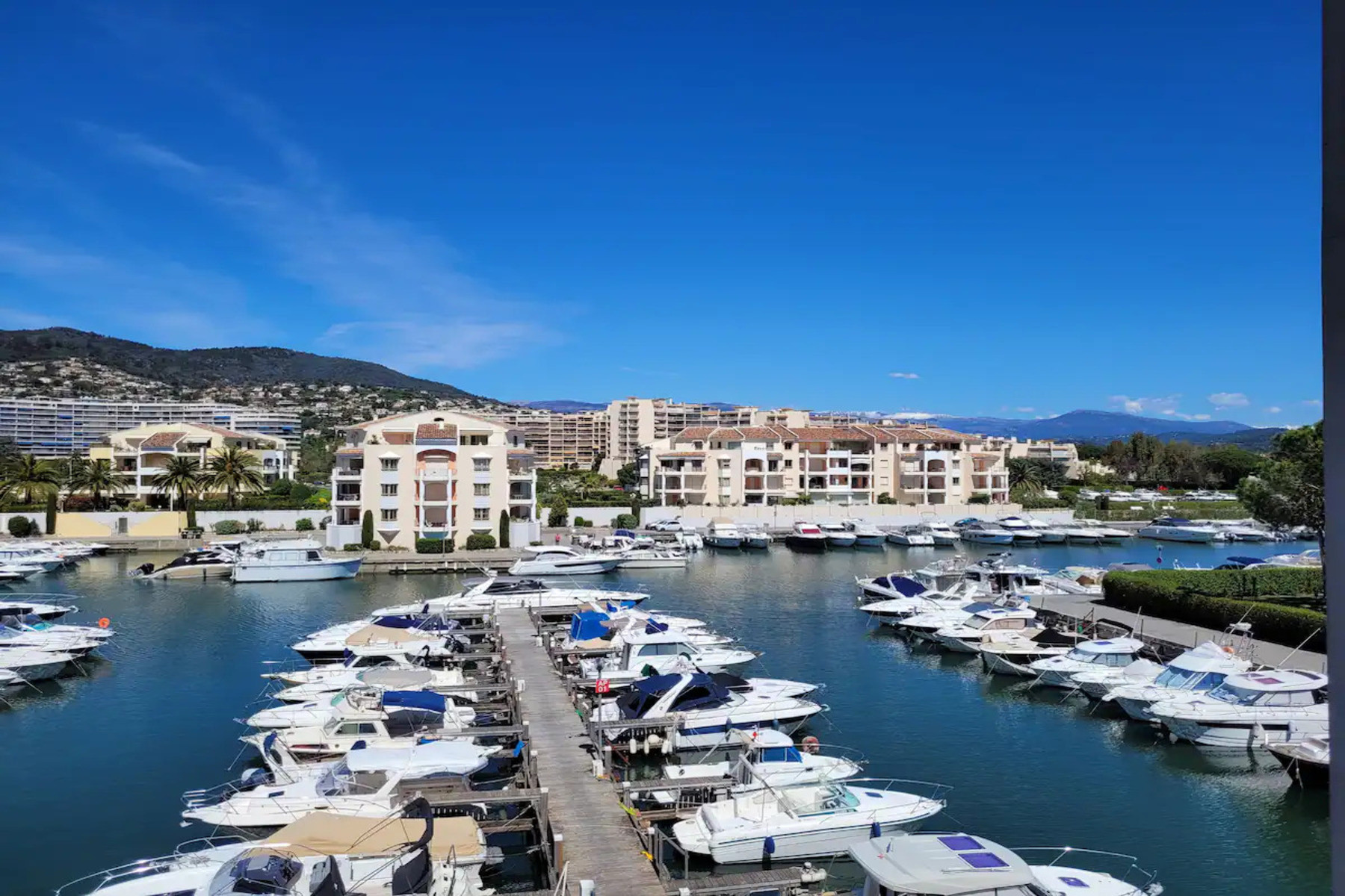 GreenGo Ginkgo studio - Vue imprenable sur la Marina, proche Golf, Plages, Balcon Soleil Couchant romantique
