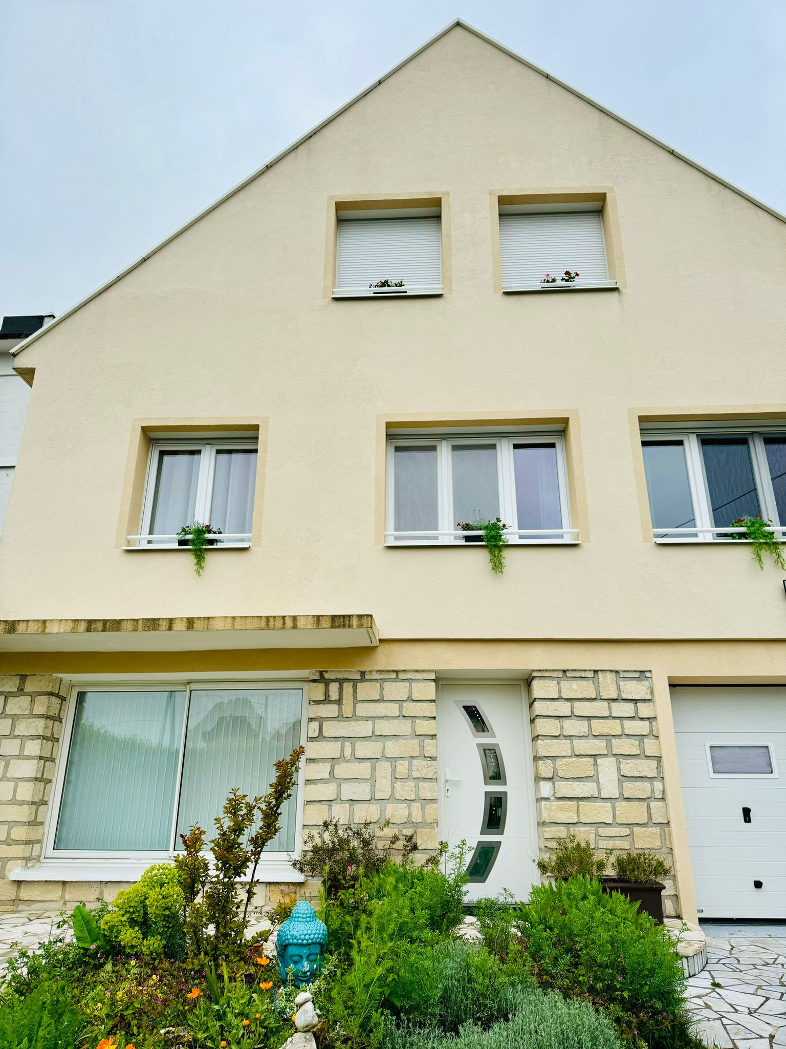 Logement GreenGo: Refuge Verdoyant à 12km du Cœur de Paris : Maison de Sérénité avec Jardin