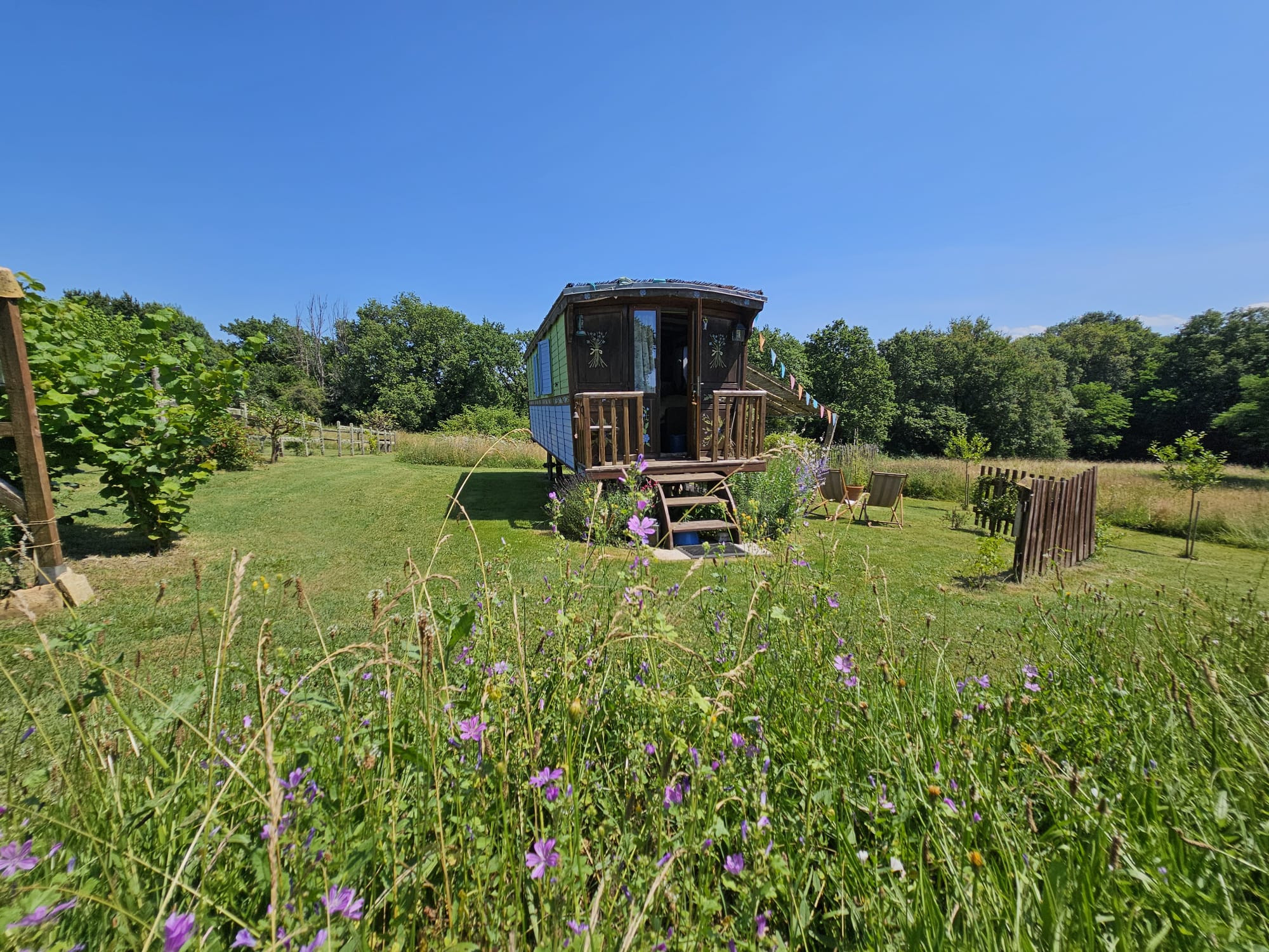 Logement GreenGo: Roulotte "Fleur des Champs"