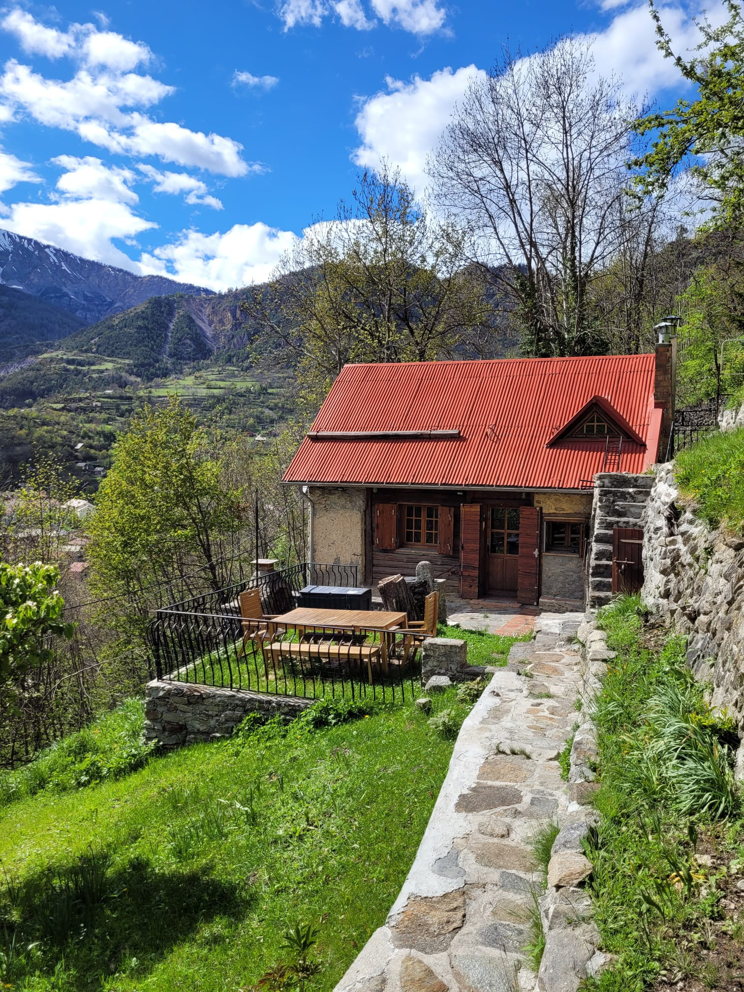 Logement insolite Alpes-Maritimes Haut-de-gamme