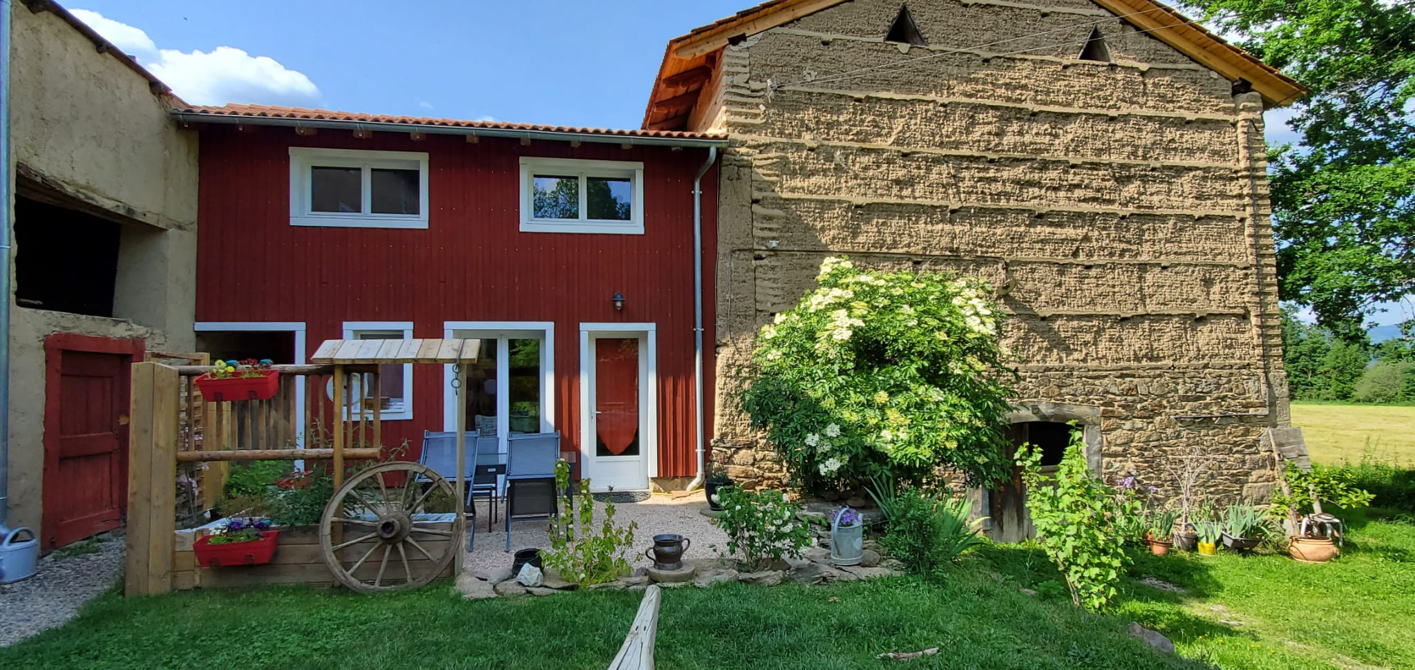 Logement GreenGo: Gîte Rouge Safran 3 étoiles au calme