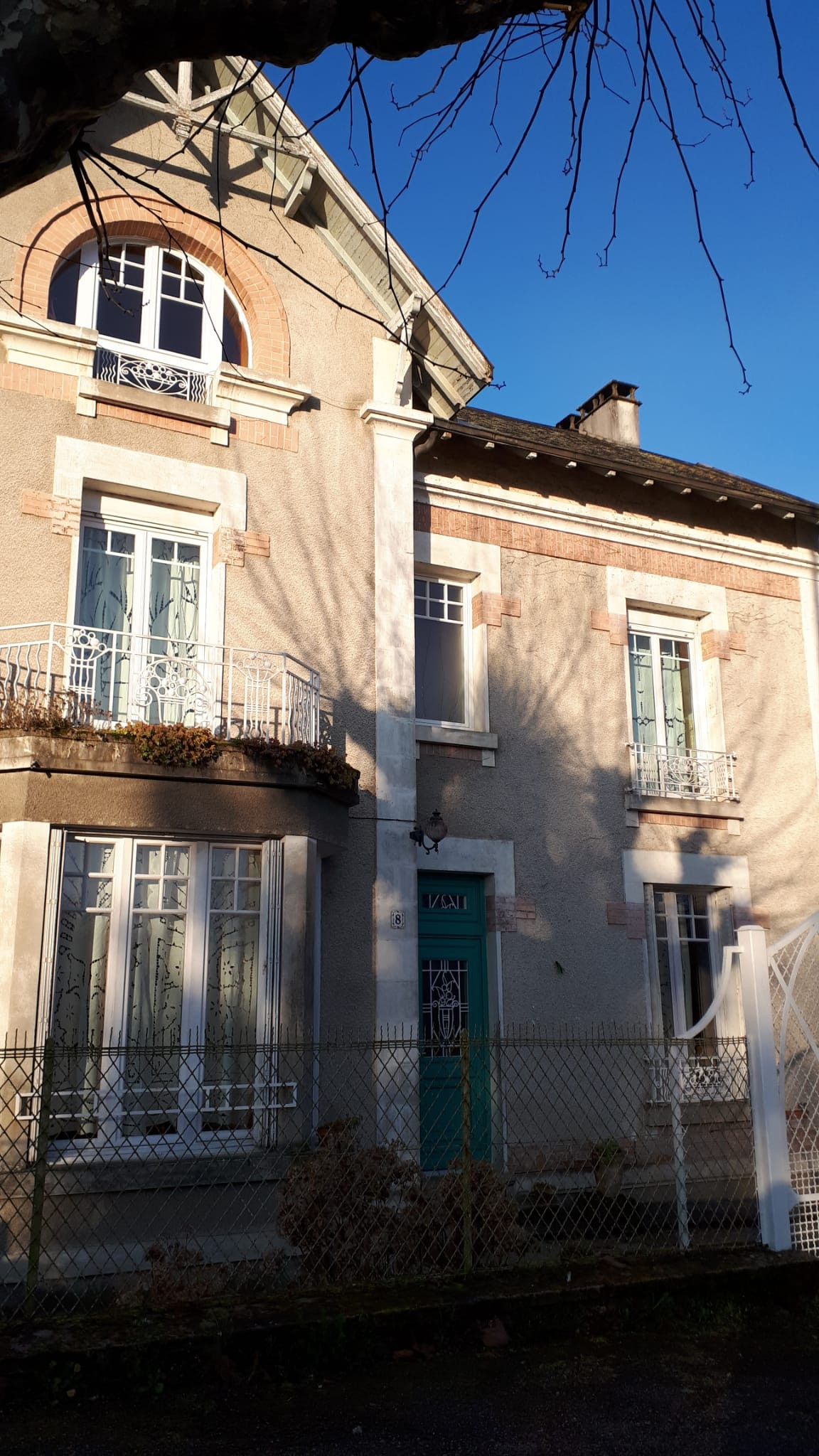 Entre le bourg et la campagne